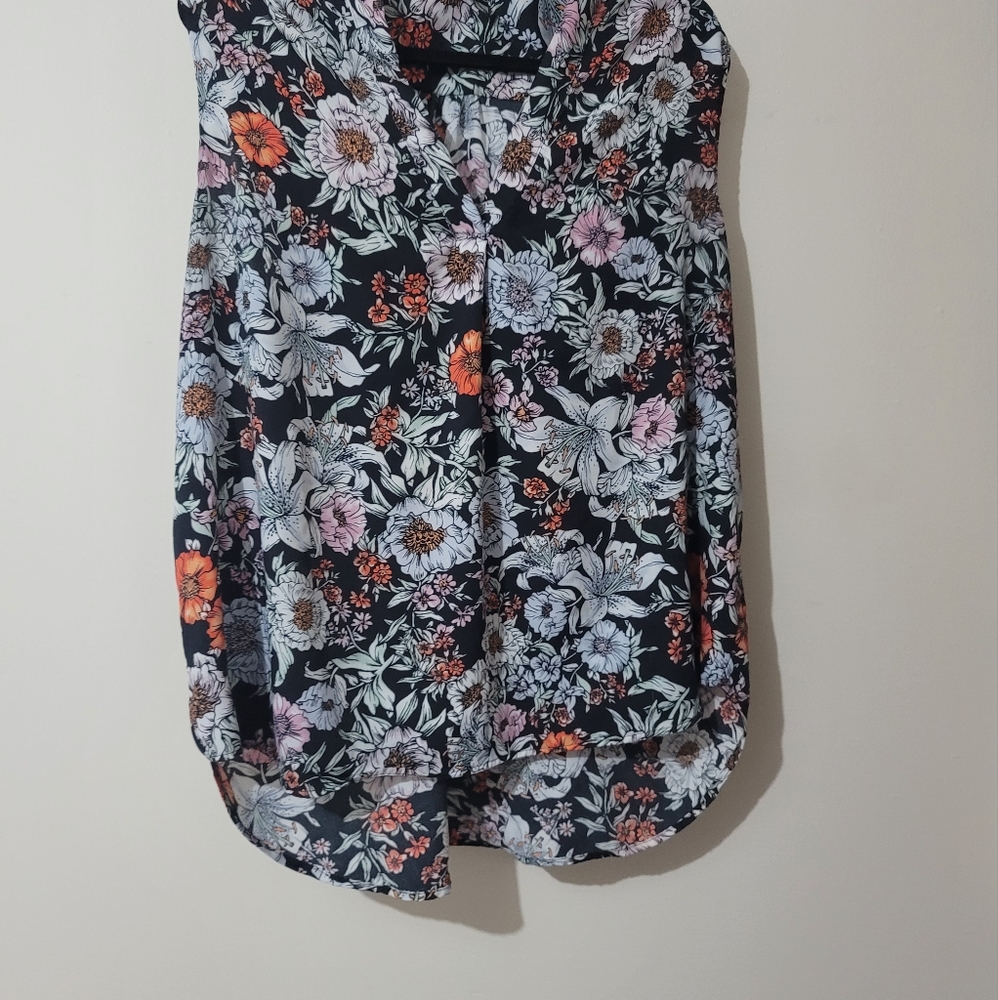 Black floral shirt xl
